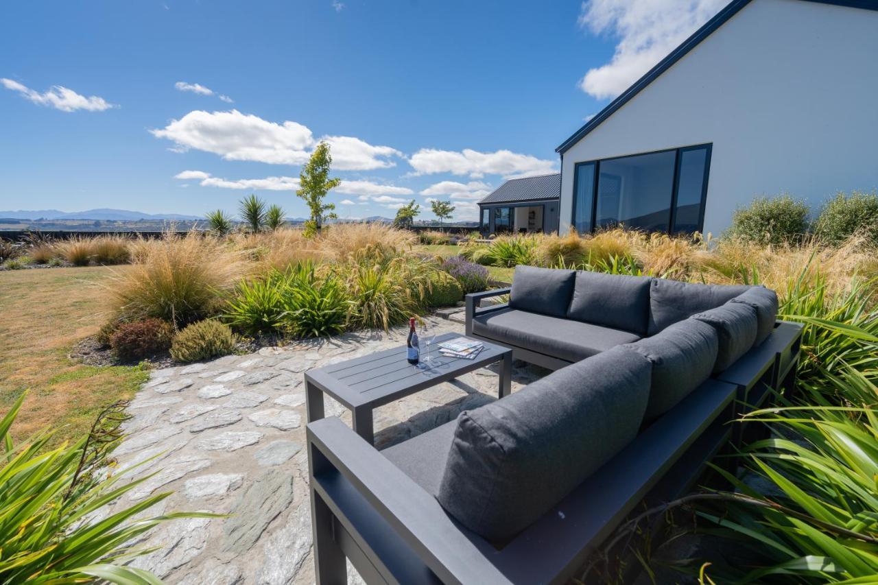 Lake House - Te Anau Holiday Home Экстерьер фото